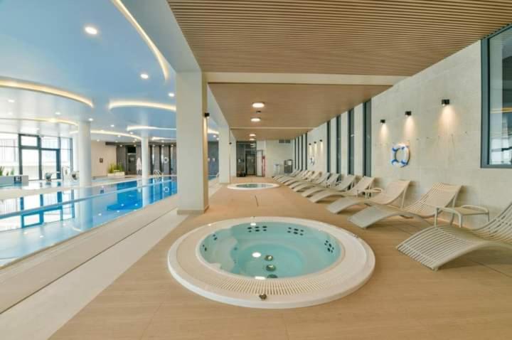 Polanki Aqua Apartamenty Nielimitowany Dostep Do Basenow Parking Free Kołobrzeg Εξωτερικό φωτογραφία
