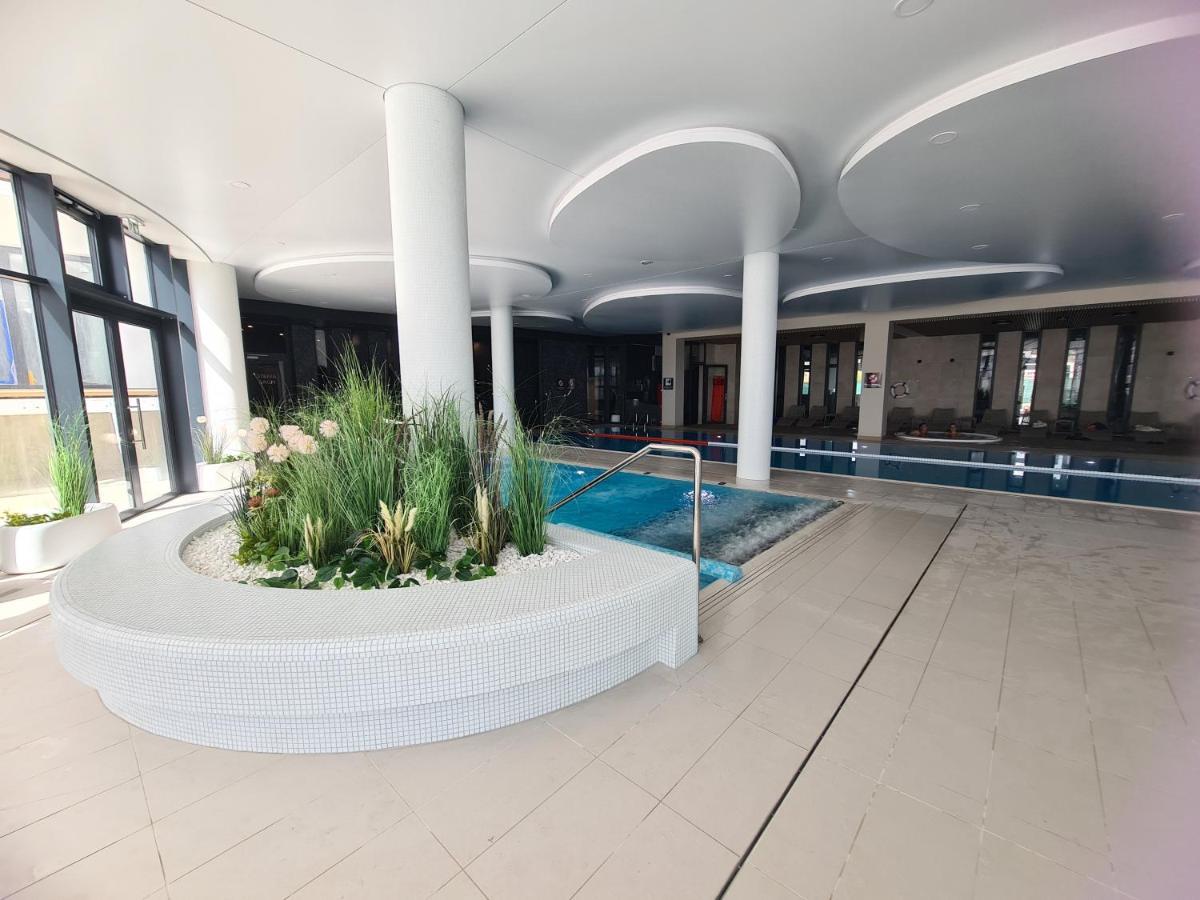 Polanki Aqua Apartamenty Nielimitowany Dostep Do Basenow Parking Free Kołobrzeg Εξωτερικό φωτογραφία